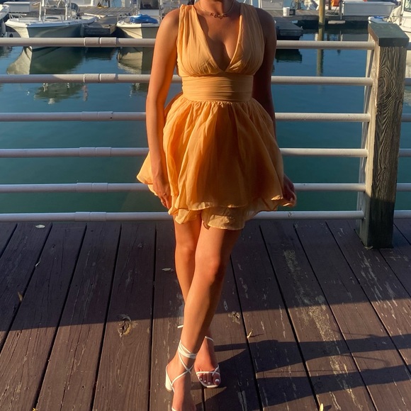 Abercrombie & Fitch XS petite orange dress - Picture 4 of 4